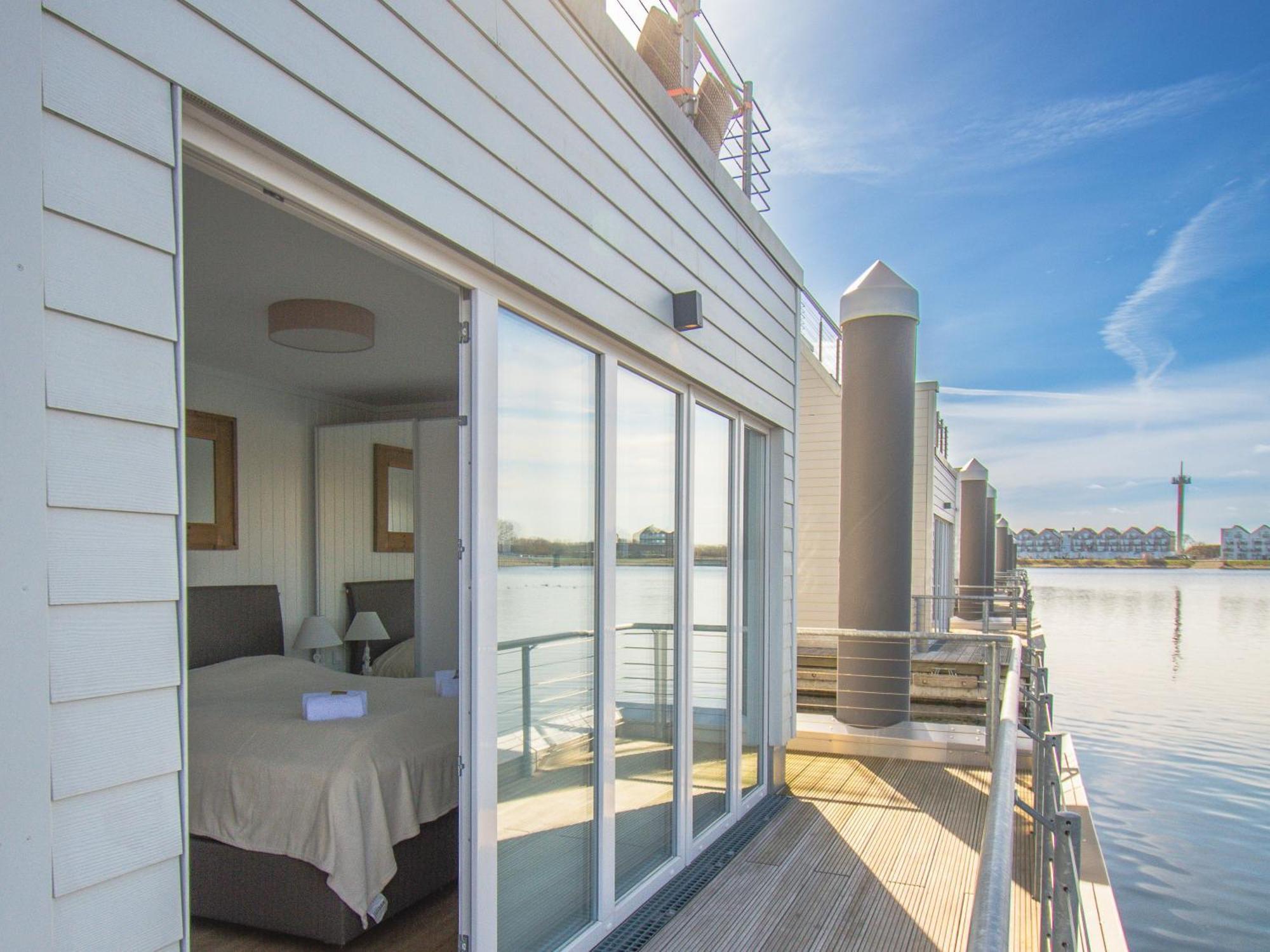 Hotel Schwimmendes Haus - An Bord Zwei Olpenitz Exteriér fotografie